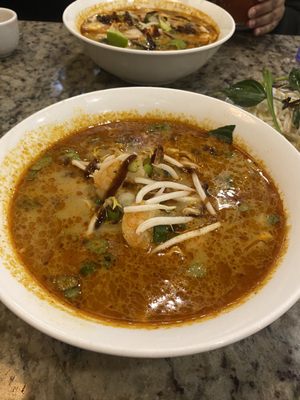 New Pho Bo Ga La by null