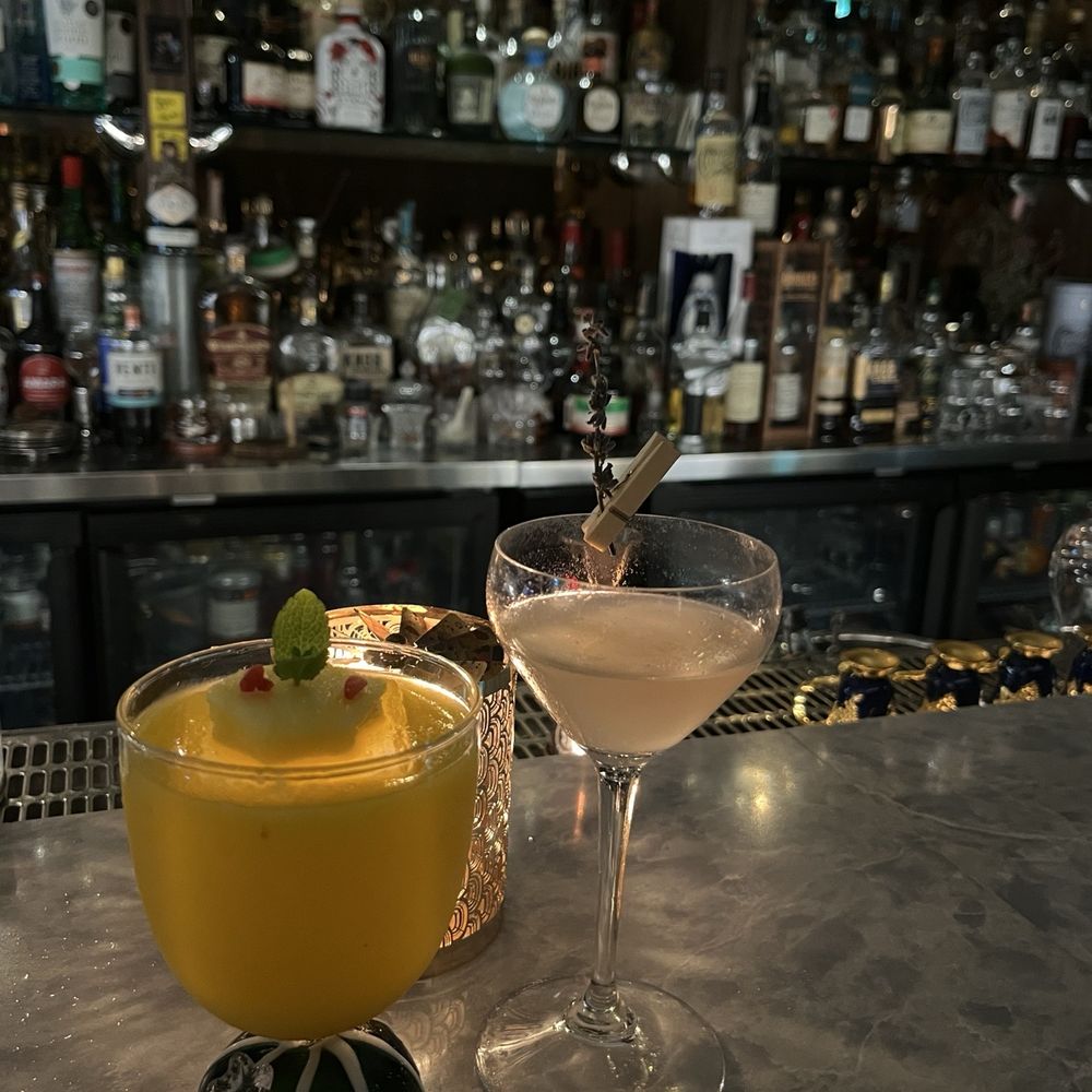 C Suite - tropical and floral - Cocktail Bars Near Me - Toronto, Ontario