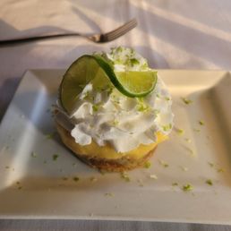Roquefort tenderloin, shrimp and grits, and key key lime pie Roquefort tenderloin, shrimp and grits, and key key lime pie