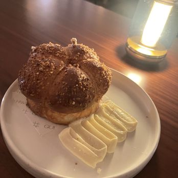 Gui Steakhouse - Complimentary bread - Steakhouses Near Me - New York, New York