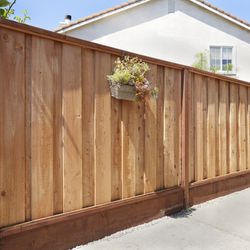 Ergeon - Picture Frame Wood Fence