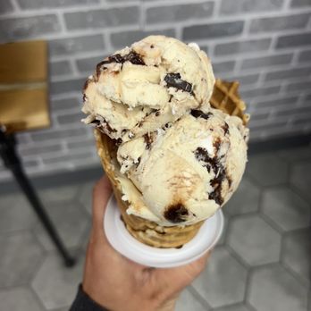 Hippy Dippy Creamery - Ice Cream & Frozen Yogurt Near Me - Marysville, Michigan Hippy Dippy Creamery - Ice Cream & Frozen Yogurt Near Me - Marysville, Michigan