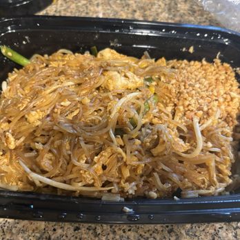 BarnYen By Thaispice - Pad Thai chicken - Thai Near Me - Pflugerville, Texas BarnYen By Thaispice - Pad Thai chicken - Thai Near Me - Pflugerville, Texas