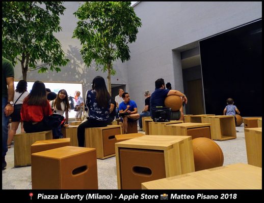 Apple Store Piazza Liberty by null