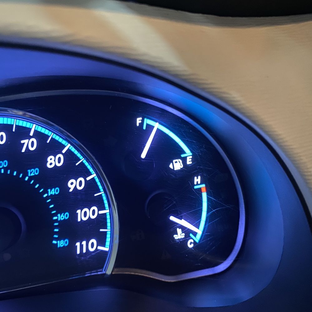 Quarter tank of gas gone! My tank was full when I dropped my van off! I had just got gas at Kroger! Quarter tank of gas gone! My tank was full when I dropped my van off! I had just got gas at Kroger!