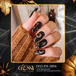 Glossy Nails Lounge