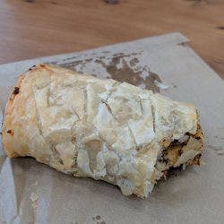Kaiaroha - Sausage roll.