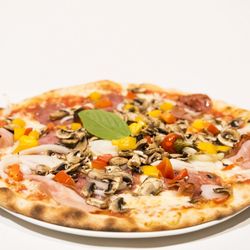 Kaiserbahnhof Gallo Rosso - Kaiserbahnhof Gallo Rosso Laxenburg Pizza