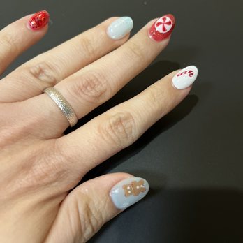 Nail C Beauty Salon - Christmas nails to match my purse - Nail Salons Near Me - Kent, Washington Nail C Beauty Salon - Christmas nails to match my purse - Nail Salons Near Me - Kent, Washington