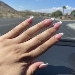 Royal Nails And Spa