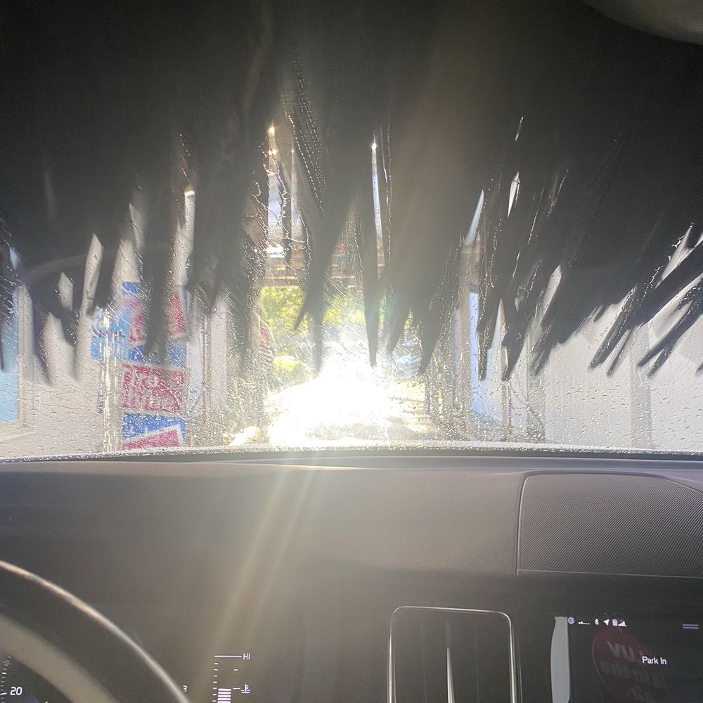 LUV Car Wash - Extra scrubbers - Car Wash Near Me - Jacksonville, Florida