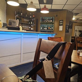 La Grotta DC - Italian Near Me - Washington, DC, District of Columbia