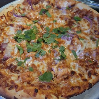 Yard House - Bbq pizza - New American Near Me - Indianapolis, Indiana Yard House - Bbq pizza - New American Near Me - Indianapolis, Indiana