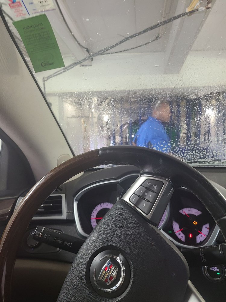 WASH POINTE CAR WASH Updated September 2024 17335 E 9 Mile Rd