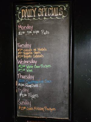 House of Music & Entertainment (HOME Bar) by null