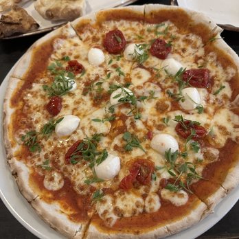 Provisioners - Margarita pizza - Breakfast & Brunch Near Me - London, XGL