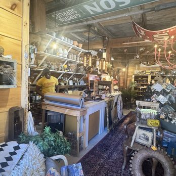 FORAGEd - Antiques Near Me - Mount Vernon, Maine