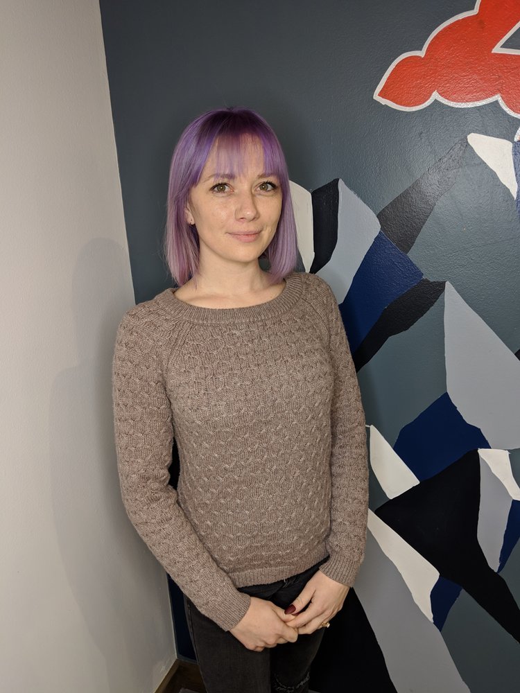 CUTS AND COLORS 43 Photos & 29 Reviews 200 Quebec St