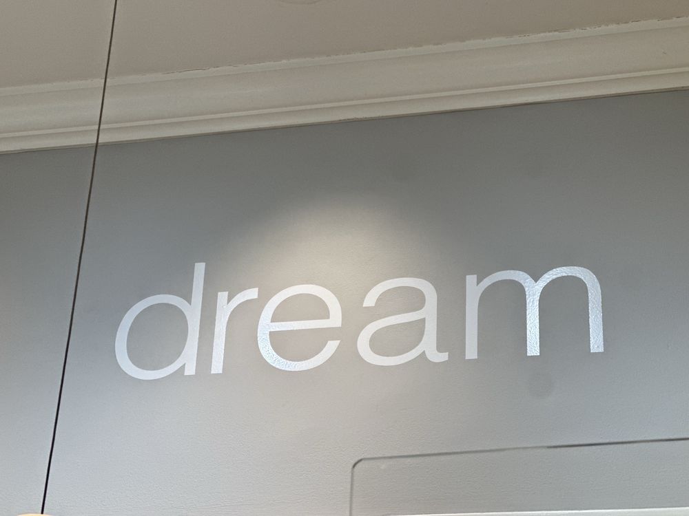 Dream Spa Logo