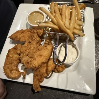 Yard House - Chicken Strips - New American Near Me - Las Vegas, Nevada Yard House - Chicken Strips - New American Near Me - Las Vegas, Nevada