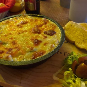 Tapeo Wine Bar - Poblano Pollo Lasagna - Tapas/Small Plates Near Me - Puerto Peñasco, SON