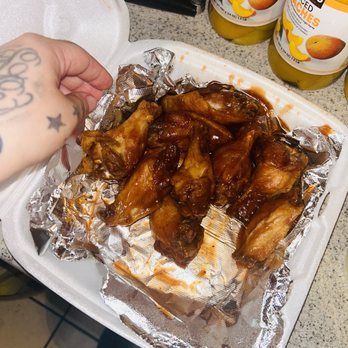 Di Nicos Pizza - Mild wings - Italian Near Me - Chicago, Illinois Di Nicos Pizza - Mild wings - Italian Near Me - Chicago, Illinois
