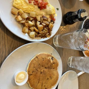 Kerbey Lane Cafe - Southwest - California Omelet, chocolate chip pancake on the side - American Near Me - Austin, Texas Kerbey Lane Cafe - Southwest - California Omelet, chocolate chip pancake on the side - American Near Me - Austin, Texas