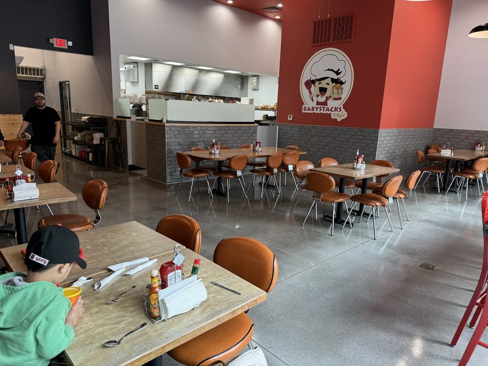 BabyStacks Cafe – Downtown - Photo 2
