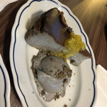Lunch Lady - Black sesame basque cheesecake - Vietnamese Near Me - Vancouver, British Columbia