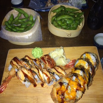 Aiko - Dragon roll and crispy duck roll - Sushi Bars Near Me - Berlin, BE Aiko - Dragon roll and crispy duck roll - Sushi Bars Near Me - Berlin, BE