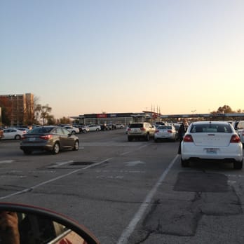 Avis - Car Rental Near Me - Saint Louis, Missouri