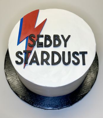 Cakes by Klein by null