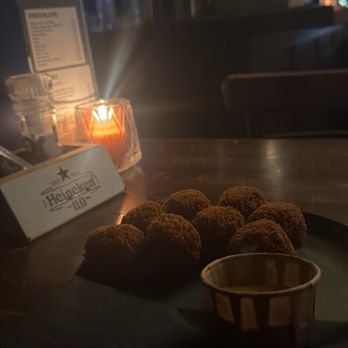 Café Berkhout - Snacks - Gastropubs Near Me - Amsterdam, New Hampshire