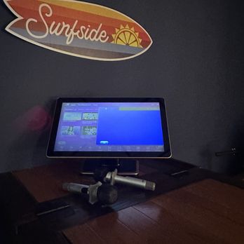 Fat Moon Restaurant & Bar - Karaoke Near Me - Philadelphia, Pennsylvania