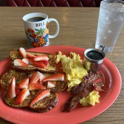 Carolina Pancake House - Yummy - best French toast!