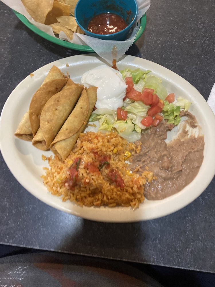 CANCUN MEXICAN RESTAURANT 29 Photos & 20 Reviews 1411 Jiffy Blvd