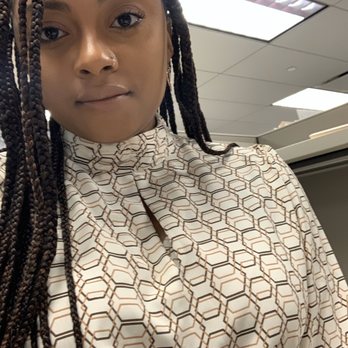 Braid Society - Large knotless box braids - Hair Stylists Near Me - Brooklyn, New York Braid Society - Large knotless box braids - Hair Stylists Near Me - Brooklyn, New York