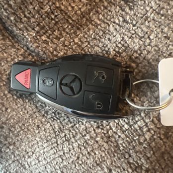GW Trucks - Broken key fob - Used Car Dealers Near Me - Jacksonville, Florida