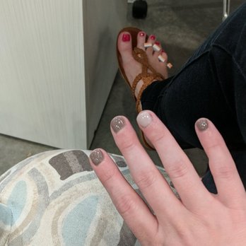 Luxia Nail Spa - Northbridge - Pedi and dip Mani - Nail Salons Near Me - Charleston, South Carolina