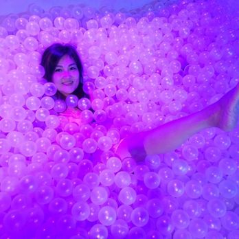 BUBBLE WORLD - Updated April 2025 - 309 Photos & 114 Reviews - 1345 N