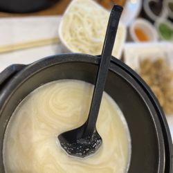 Ten Seconds Yunnan Rice Noodles - Pork bone broth