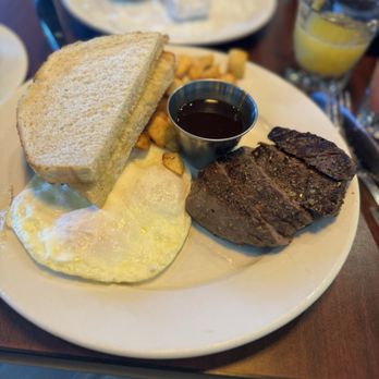 Mimosas - Steak and eggs - American Near Me - Denver, Colorado