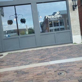 Paradise Donuts - the front of a restaurant - Donuts Near Me - Wichita, Kansas Paradise Donuts - the front of a restaurant - Donuts Near Me - Wichita, Kansas