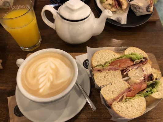 BAGEL Lounge by null