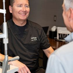 Durrie Vision - Dr. Jason Stahl discusses candidacy during the consultation