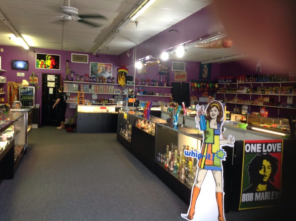 HOPPY TRAILS SMOKE SHOP Updated October 2024 4938 Allen Rd, Zephyrhills, Florida Tobacco