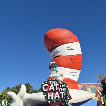 The Cat In the Hat - Amusement Parks Near Me - Orlando, Florida The Cat In the Hat - Amusement Parks Near Me - Orlando, Florida