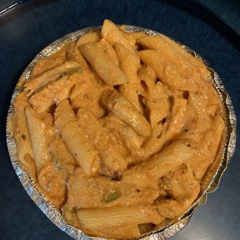 La Cocina De Farina - Grilled Chicken Pasta with Garlic, Marinara & Alfredo - Dominican Near Me - Newark, New Jersey La Cocina De Farina - Grilled Chicken Pasta with Garlic, Marinara & Alfredo - Dominican Near Me - Newark, New Jersey