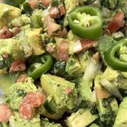 Los Compadres Mexican Restaurant - Mexican Guacamole