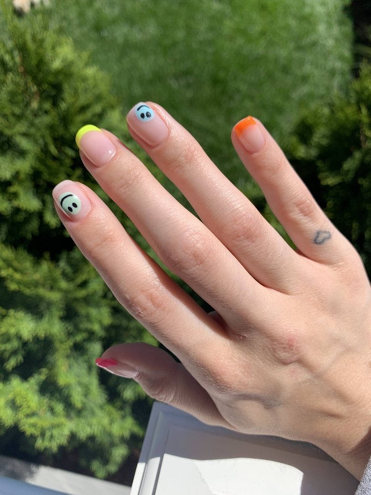 ELITE NAILS Updated August 2024 23 Photos & 30 Reviews 848 River